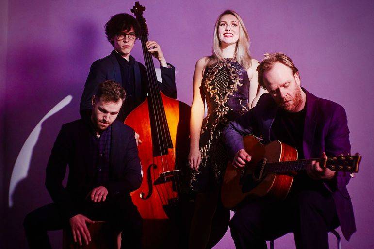 Click to enlarge image super-rollers-acoustic-02.jpg Click to enlarge image super-rollers-acoustic-02.jpg