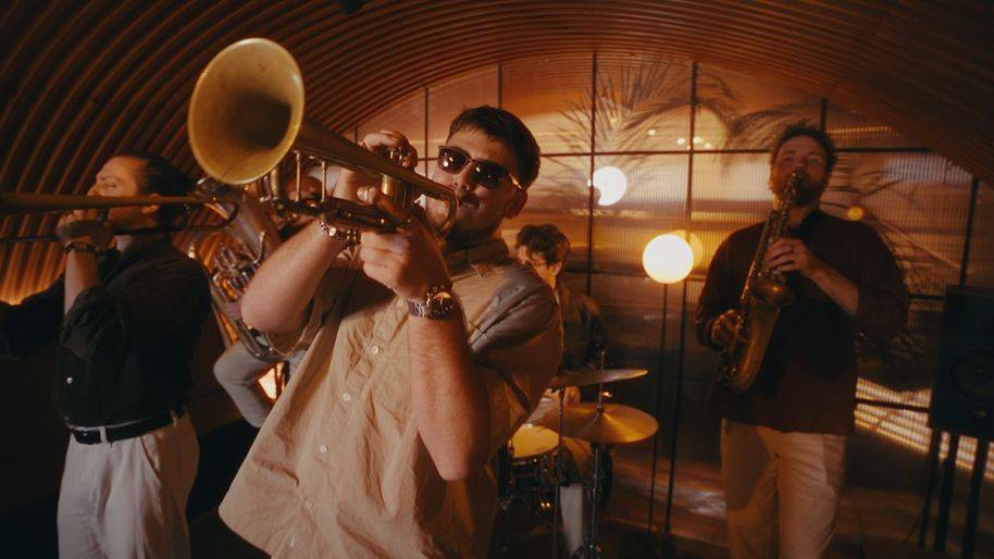 Click to enlarge image top-brass-04.jpg Click to enlarge image top-brass-04.jpg