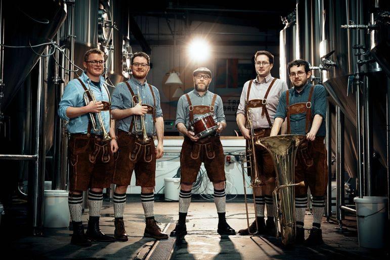 Click to enlarge image bierkeller-brass-01.jpg Click to enlarge image bierkeller-brass-01.jpg