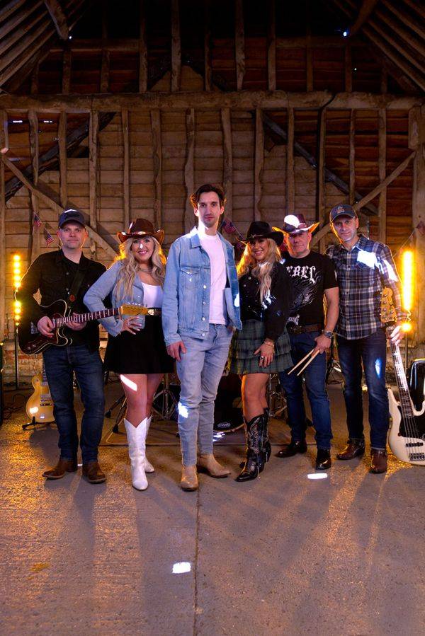 Click to enlarge image whiskey-chasers-01.jpg Click to enlarge image whiskey-chasers-01.jpg