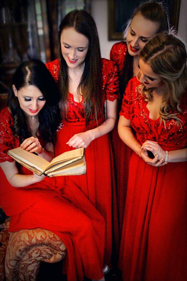 Click to enlarge image the-jolly-hollies-03.jpg Click to enlarge image the-jolly-hollies-03.jpg