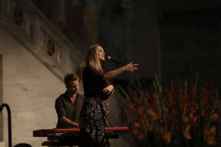 Click to enlarge image sienna-03.jpg Click to enlarge image sienna-03.jpg