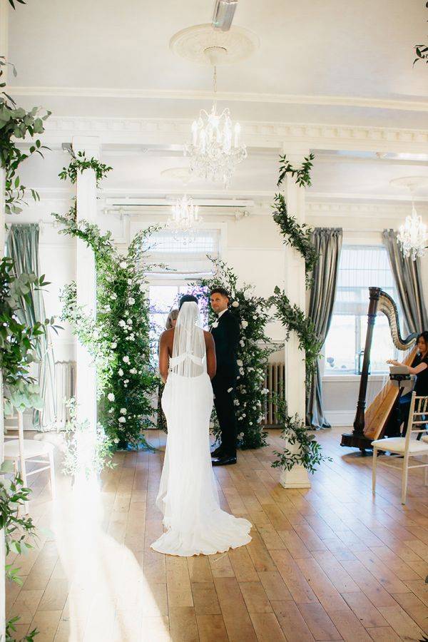 Click to enlarge image valerie-03.jpg Click to enlarge image valerie-03.jpg