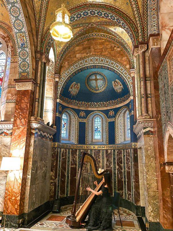 Click to enlarge image valerie-09.jpg Click to enlarge image valerie-09.jpg