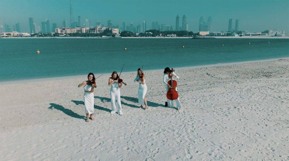 Click to enlarge image luxe-strings-15.jpg Click to enlarge image luxe-strings-15.jpg