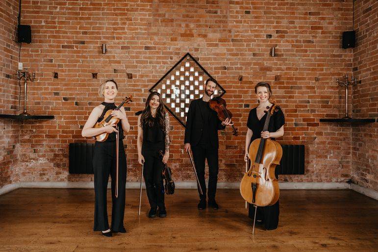 Click to enlarge image 01.jpg Click to enlarge image 01.jpg