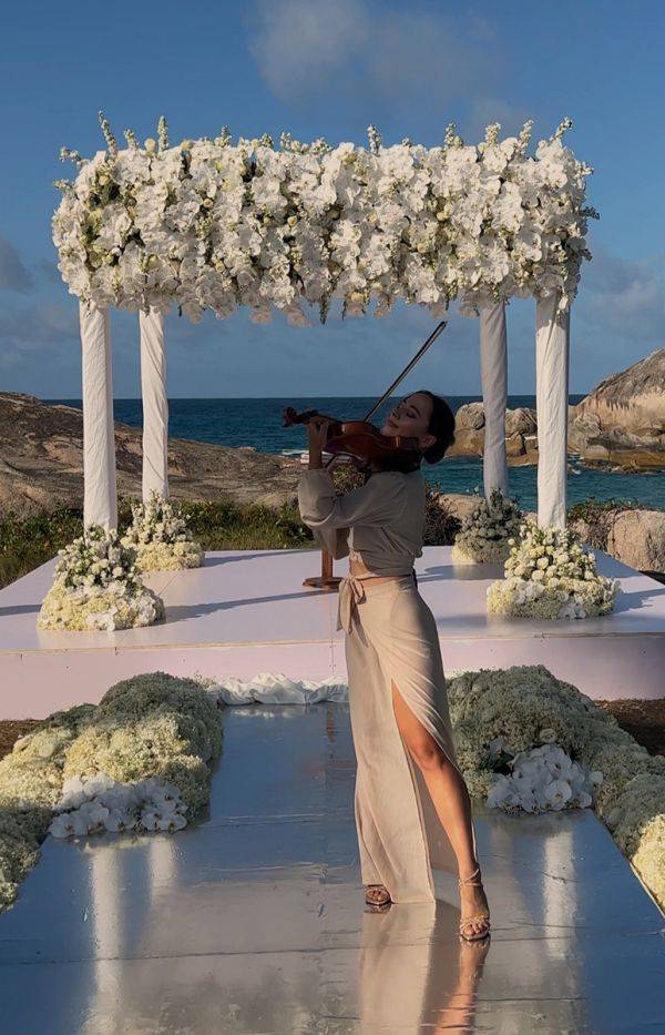 Click to enlarge image annabelle-16.jpg Click to enlarge image annabelle-16.jpg