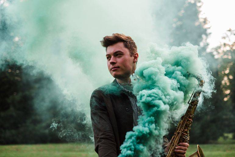 Click to enlarge image nick-sax-02.jpg Click to enlarge image nick-sax-02.jpg