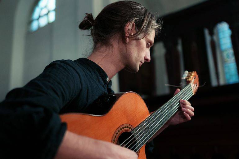 Click to enlarge image ciaran-03.jpg Click to enlarge image ciaran-03.jpg