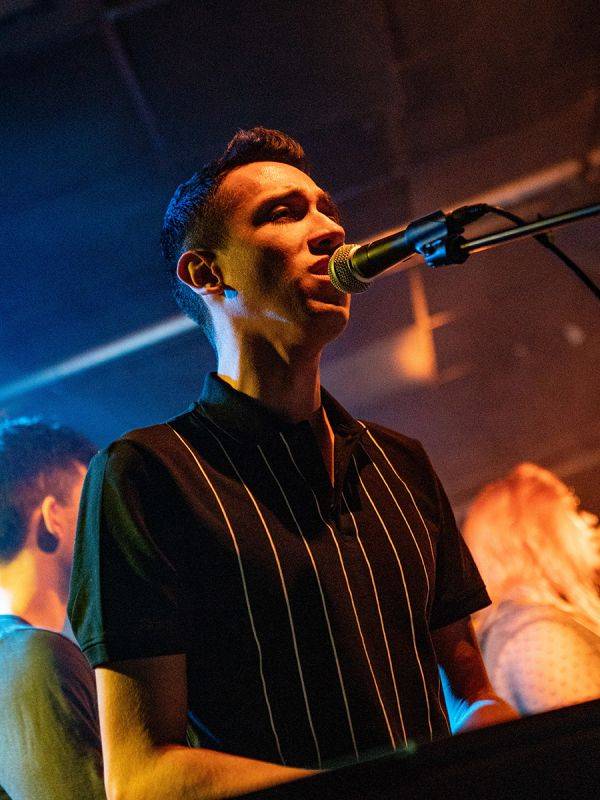 Click to enlarge image dan-luna-02.jpg Click to enlarge image dan-luna-02.jpg