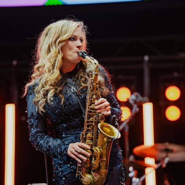 Click to enlarge image alice-sax-16.jpg Click to enlarge image alice-sax-16.jpg