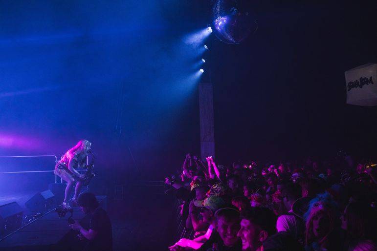 Click to enlarge image alice-sax-20.jpg Click to enlarge image alice-sax-20.jpg