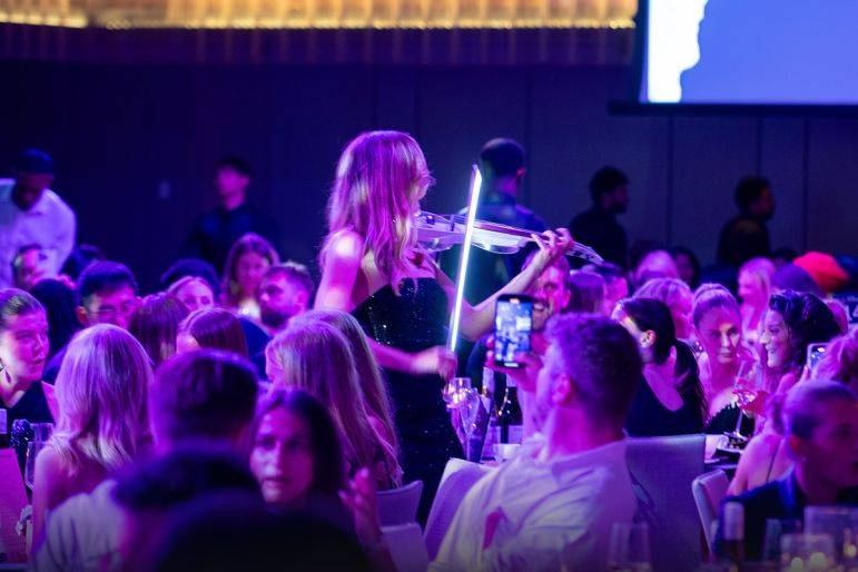 Click to enlarge image eclipse-07.jpg Click to enlarge image eclipse-07.jpg