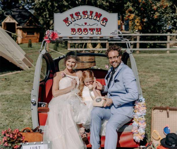 Click to enlarge image event-booths-04.jpg Click to enlarge image event-booths-04.jpg