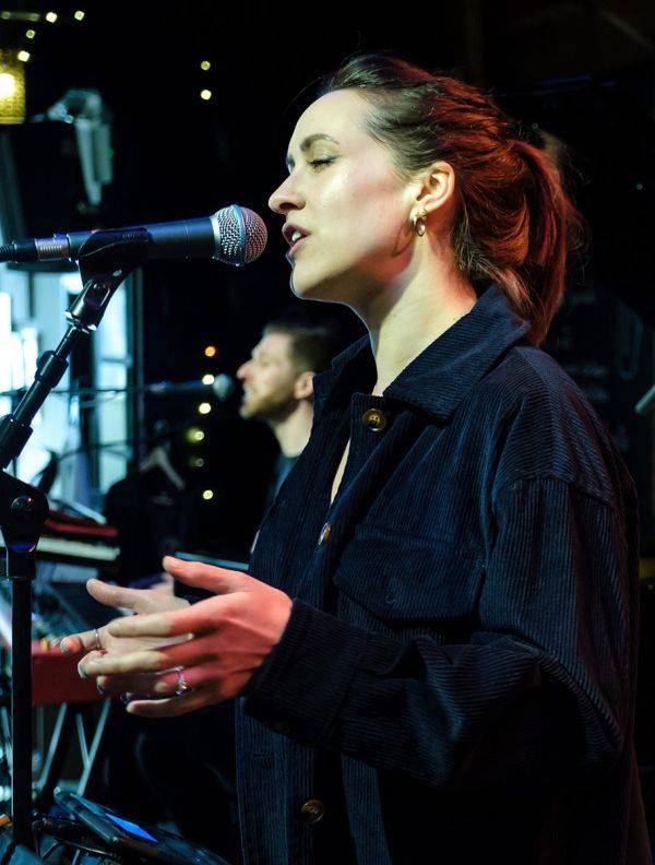 Click to enlarge image midnight-blue-02.jpg Click to enlarge image midnight-blue-02.jpg