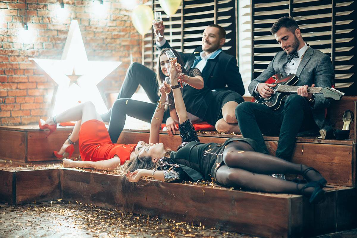 Learn the ins and outs of extending your electric wedding celebration! How to Plan the Perfect Wedding After Party