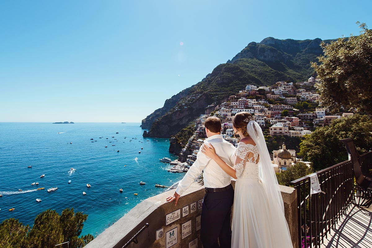 Bride and groom on the Amalfi Coast