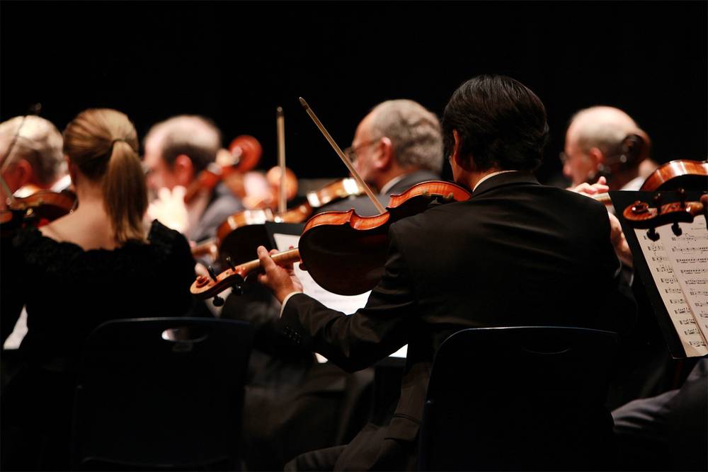 The Complete Orchestra Booking Guide for 2025: Tips, Costs & FAQs