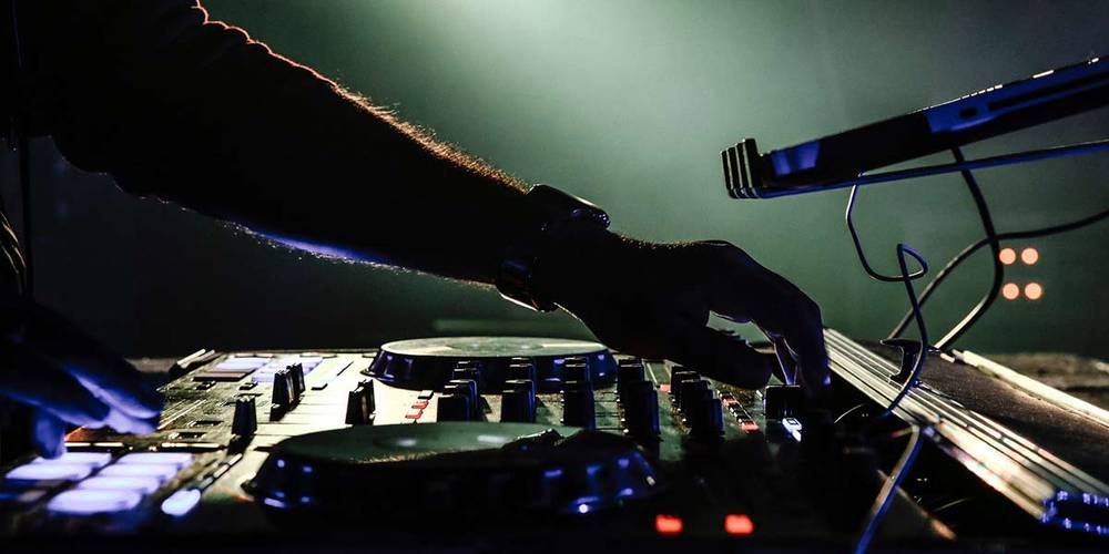 North Wales DJs For Hire