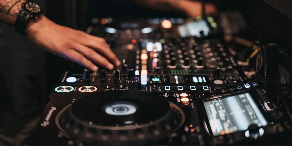 Shropshire DJs for Hire