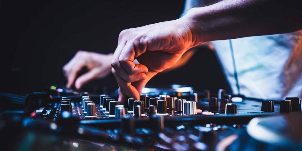 Somerset DJs for Hire