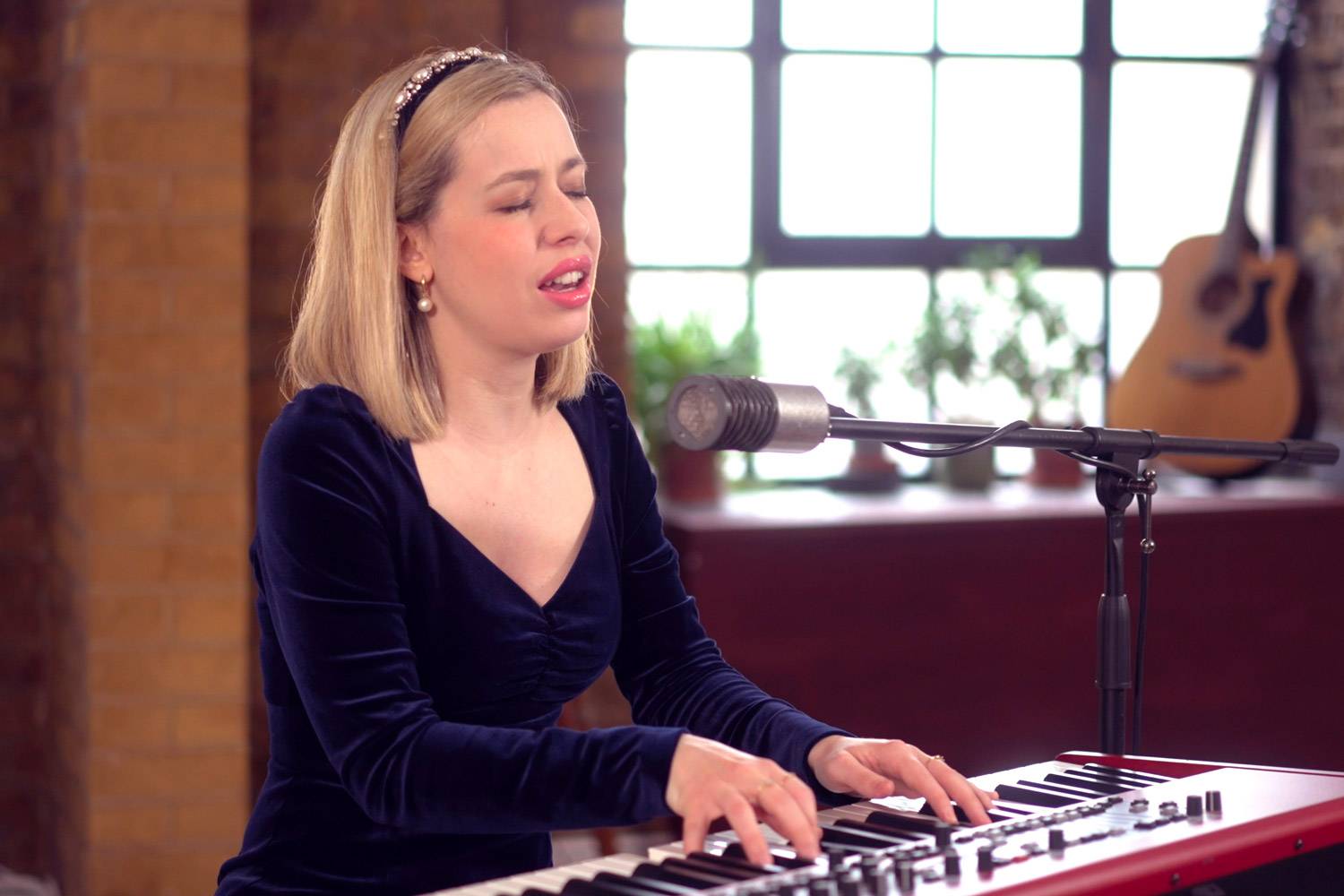 Soulful Female Acoustic Duo For Hire in London