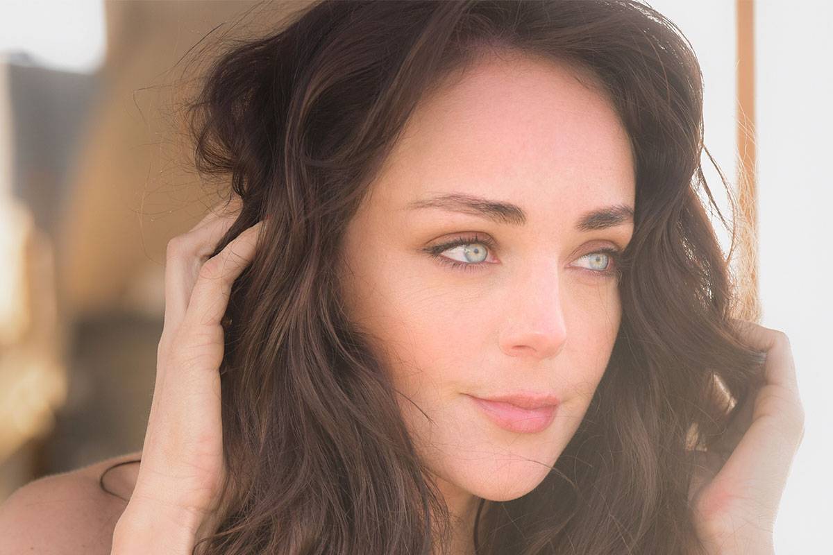 Solo Classical and Contemporary Singer For Hire