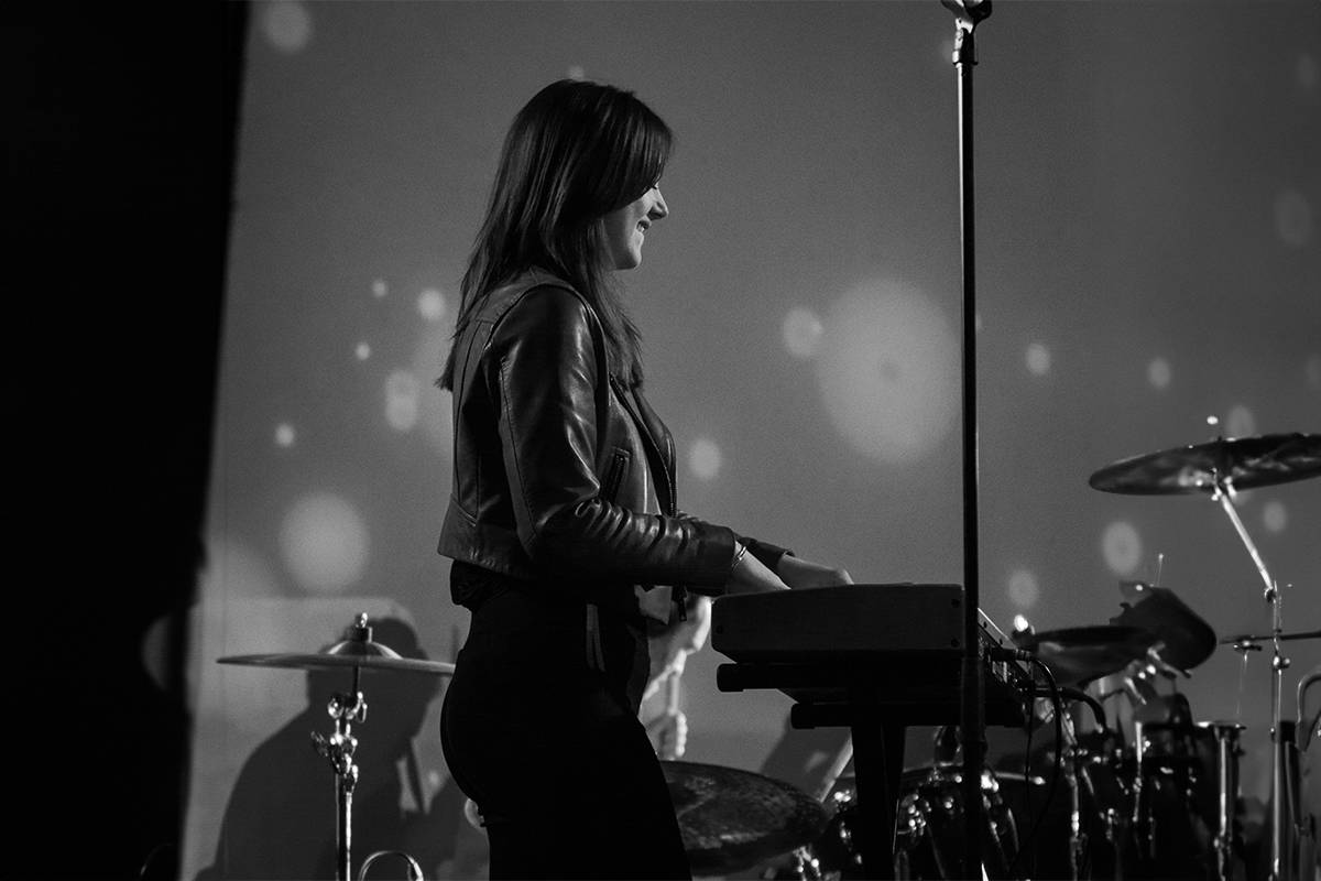 Northern Female Singer Pianist