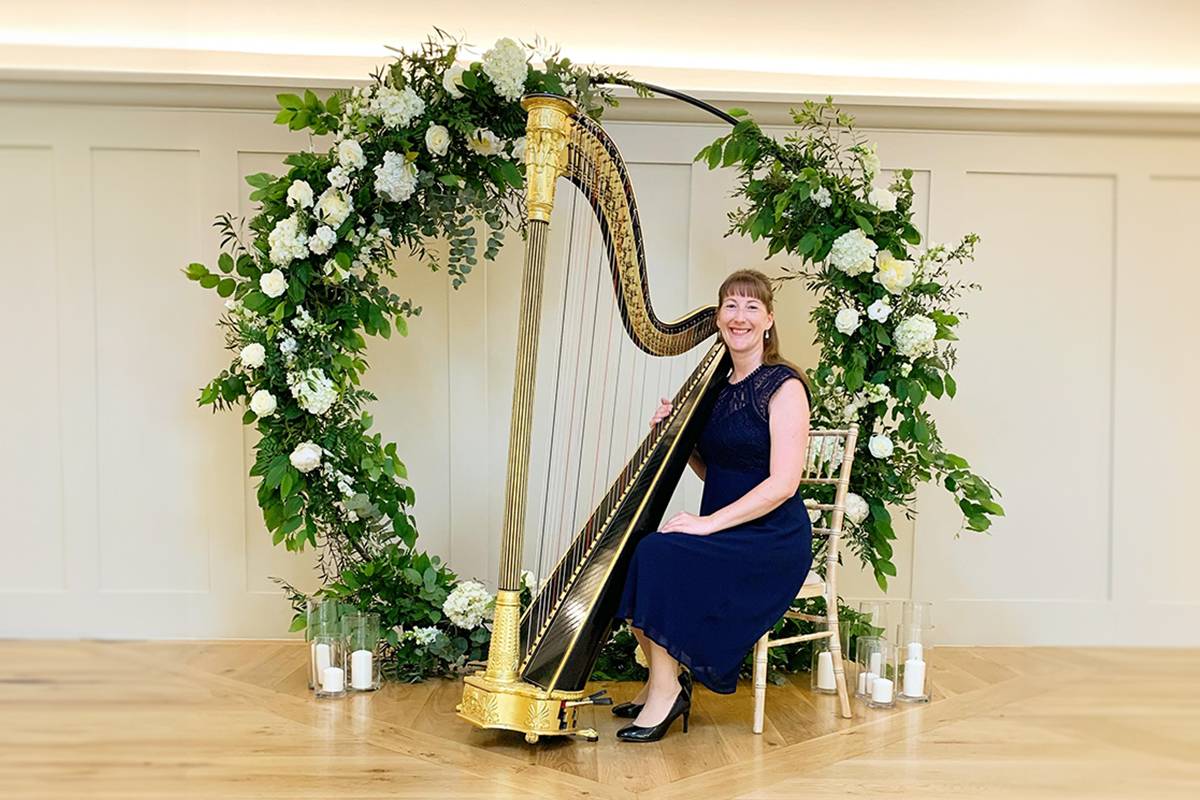 West Sussex Female Harpist