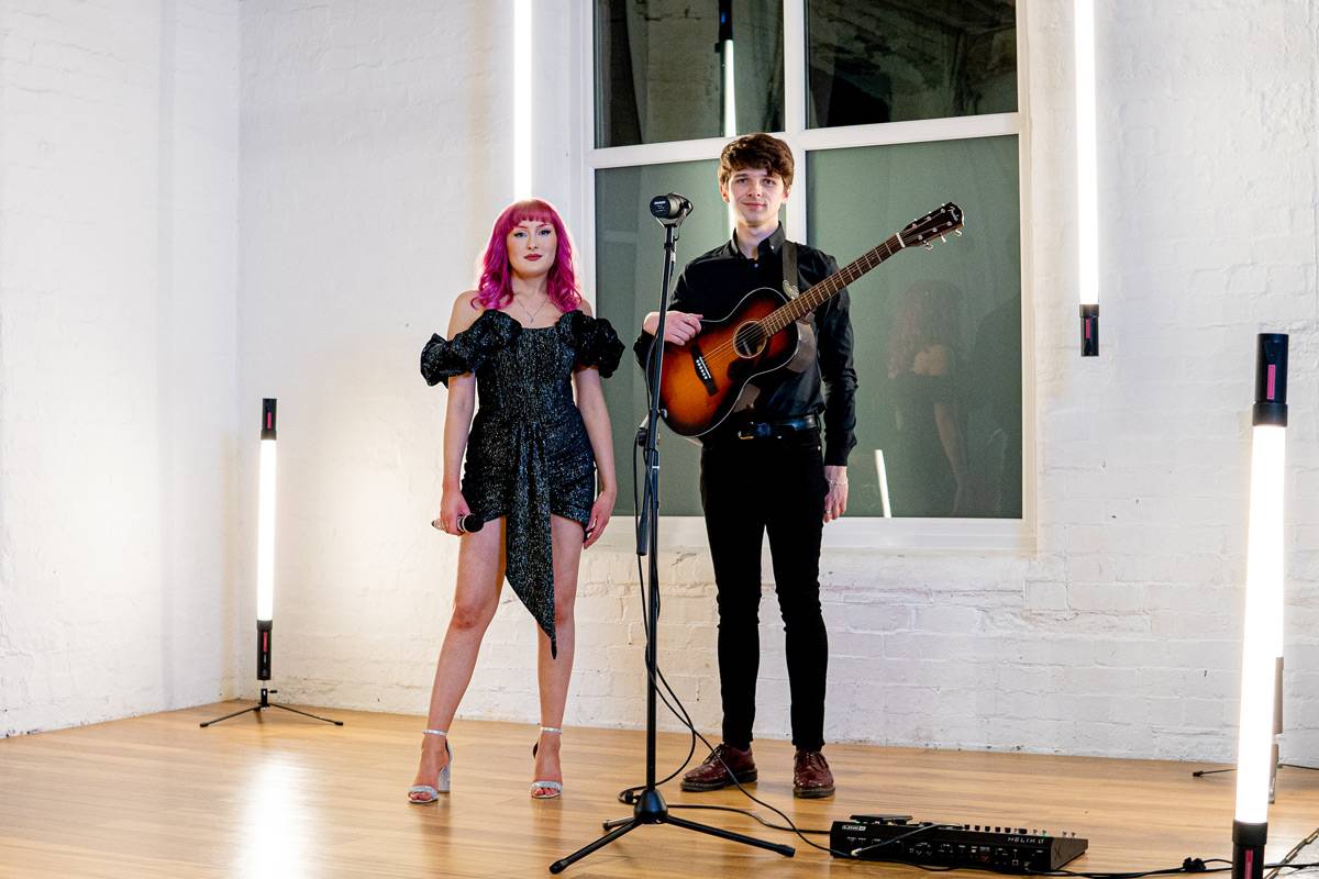 Leeds Acoustic Duo Hire