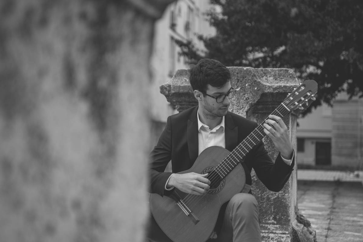 Miguel - Classical Guitarist