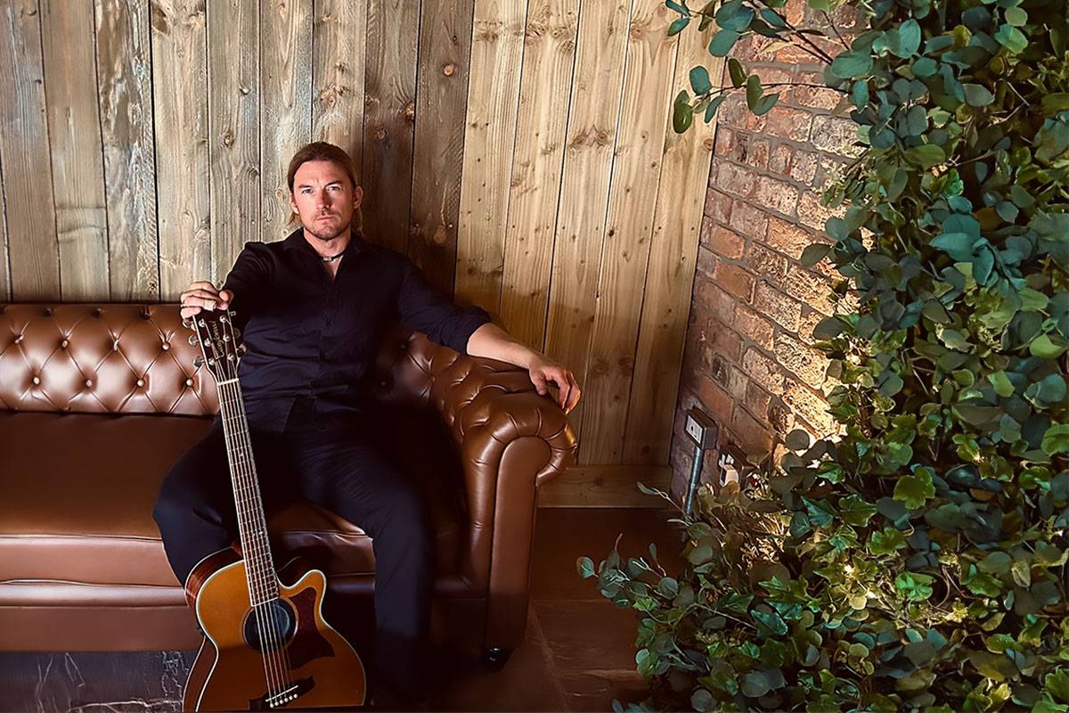 Live Lounge Style Acoustic Act