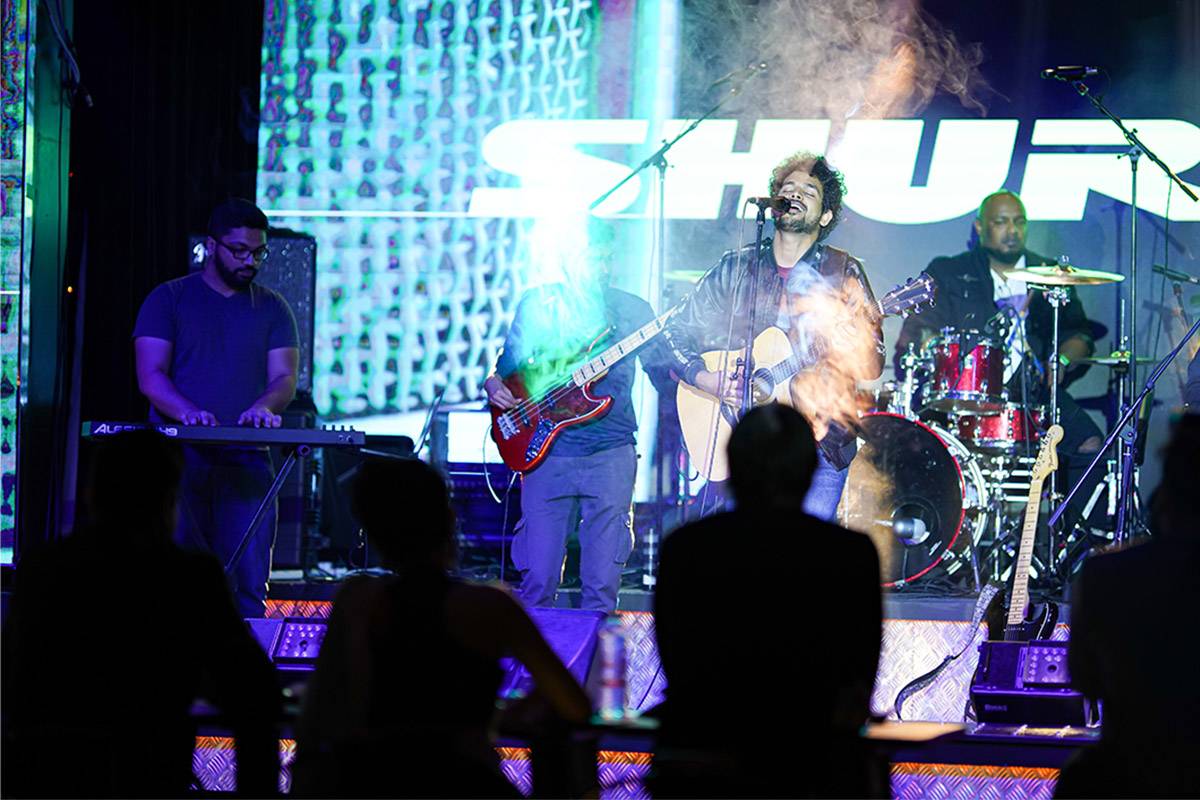 Edniburgh Based Male Singer Guitarist