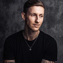 Dougie - Guitarist Reviews