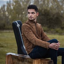 Hayden - Guitarist Reviews