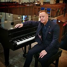 Matthew - Pianist Reviews