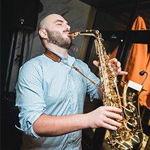 Suit & Sax Reviews