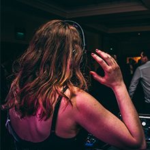 DJ Vee Reviews