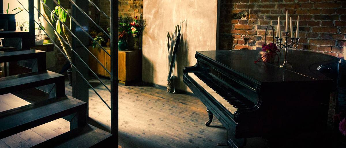 Pianists for hire