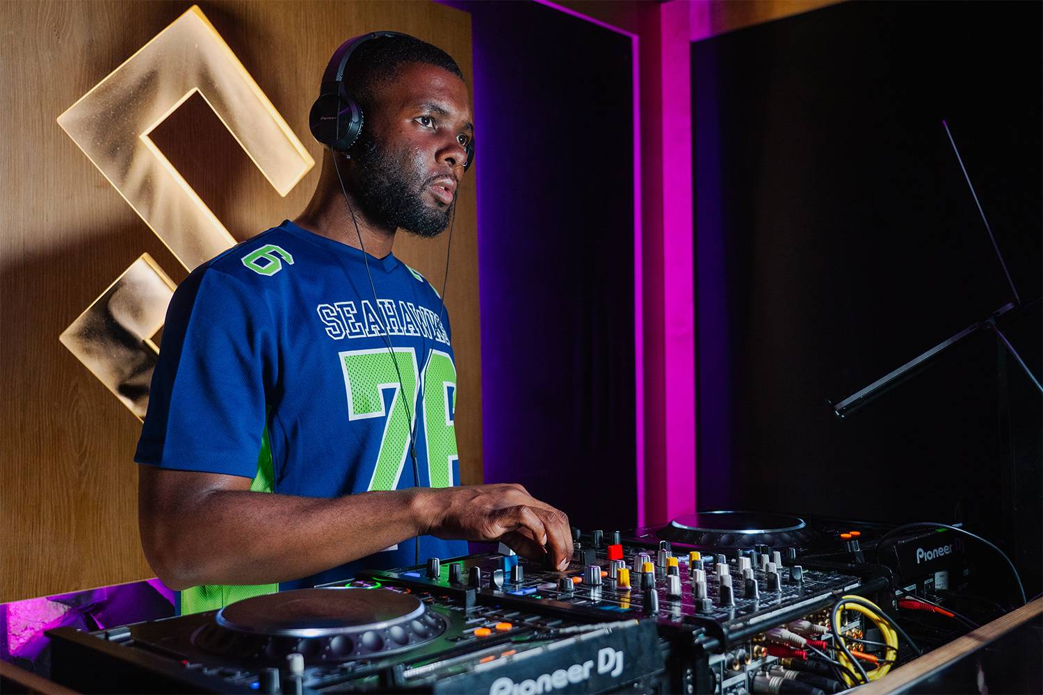 Male London DJ