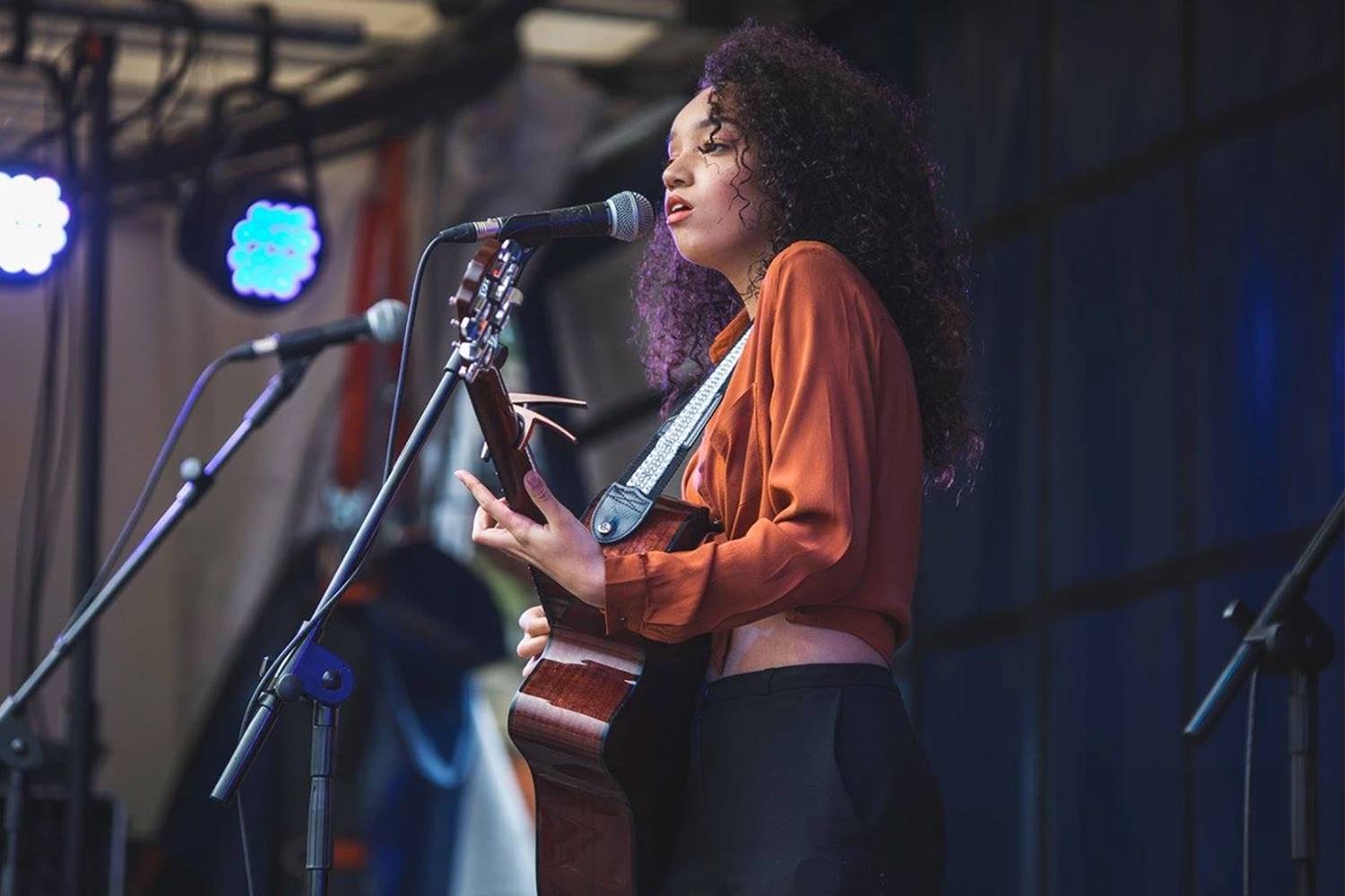 RnB, Motown & Soul Singer Guitarist