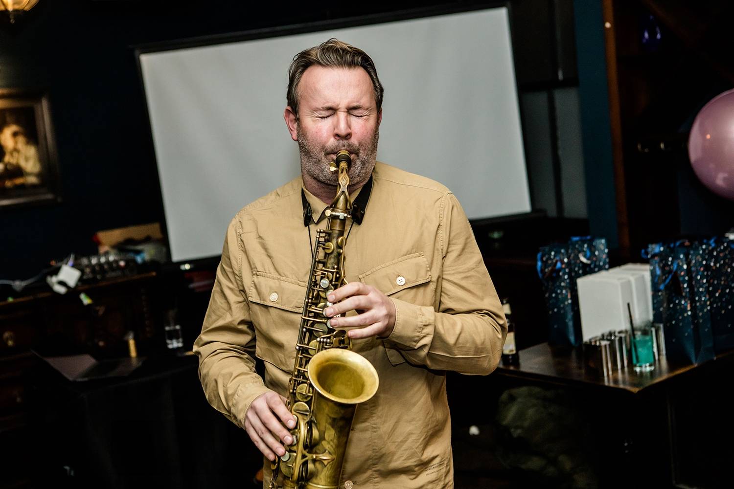 Ibizia, Pop &amp; Jazz Saxophonist