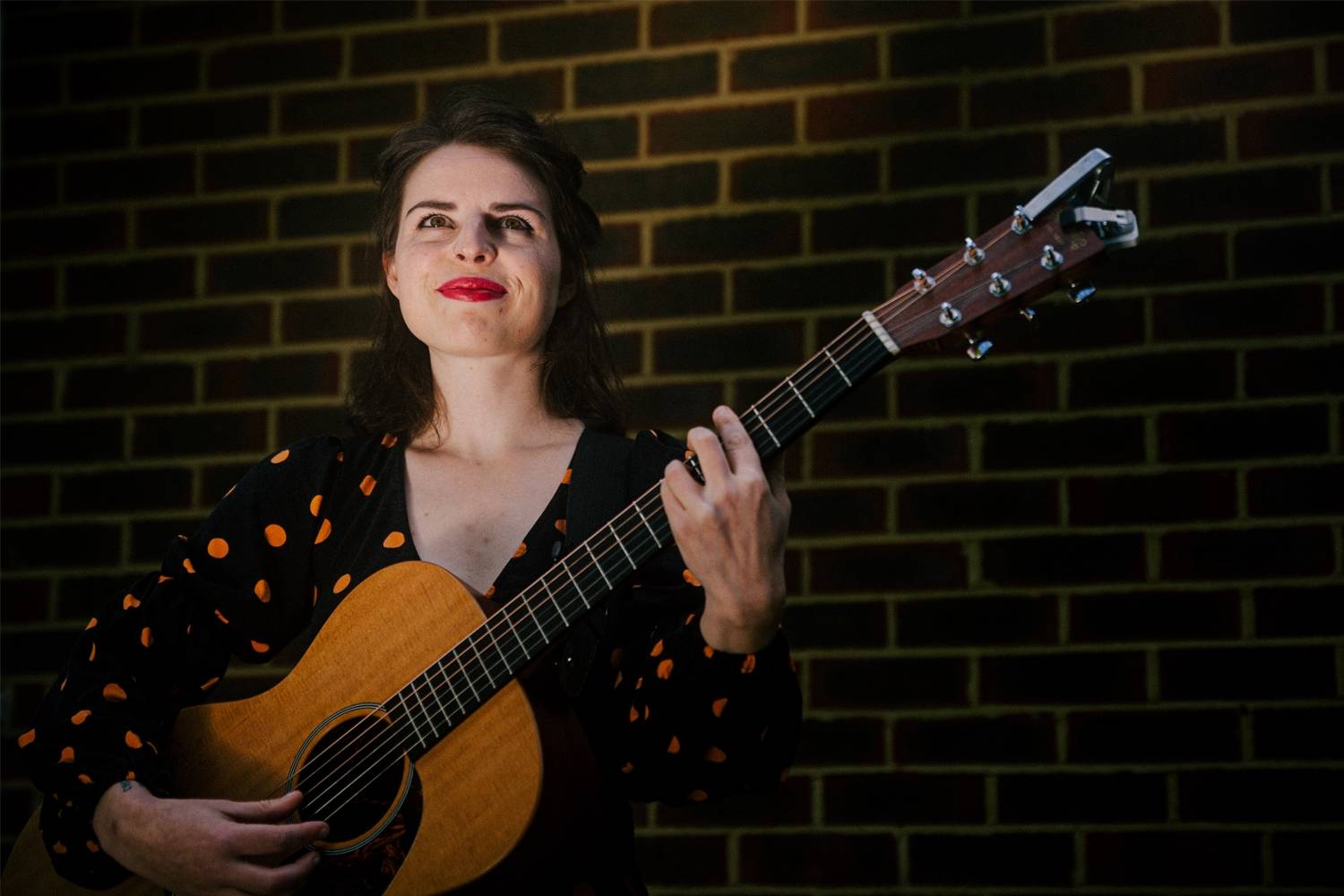 Female Singer & Acoustic Guitarist