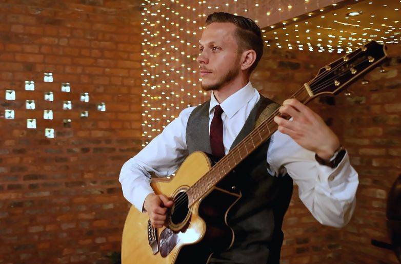 Click to enlarge image aj-06.jpg