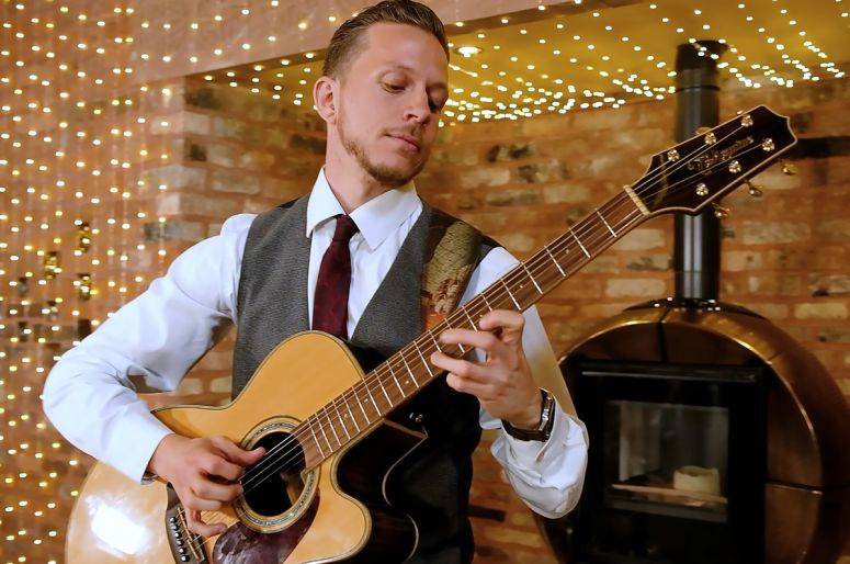 Click to enlarge image aj-08.jpg