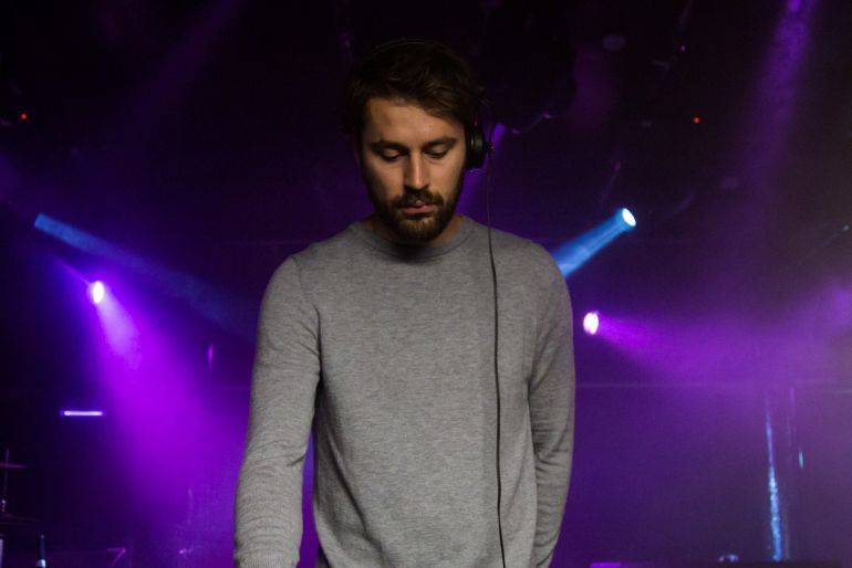 Click to enlarge image gh-04.jpg