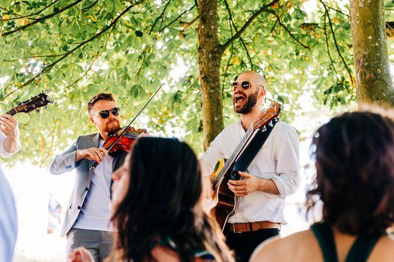 Click to enlarge image all-strung-out-02.jpg