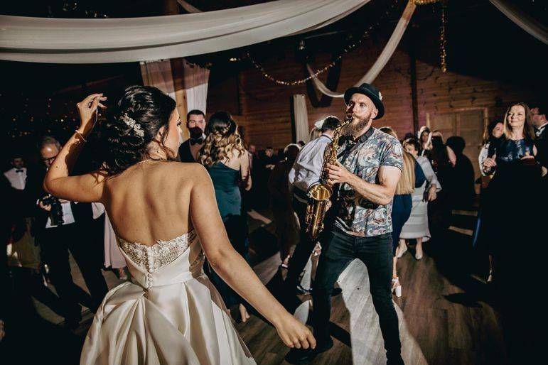 Click to enlarge image sax-it-up-15.jpg