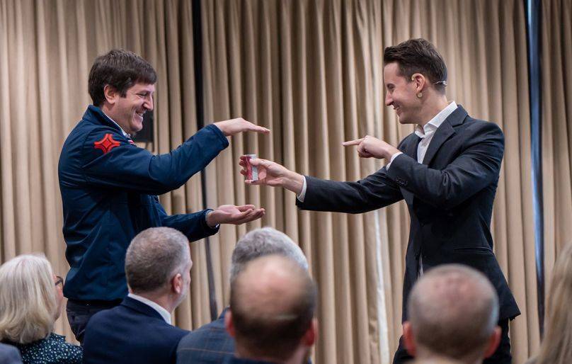 Click to enlarge image enchanter-02.jpg