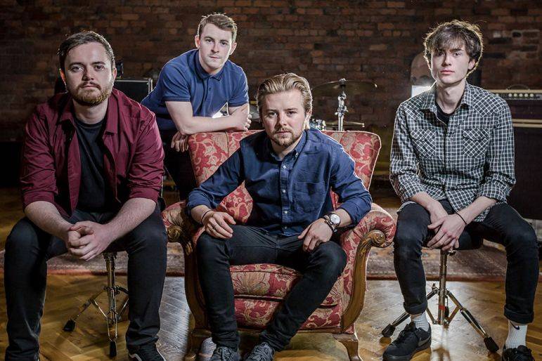 Click to enlarge image lost-keys-03.jpg